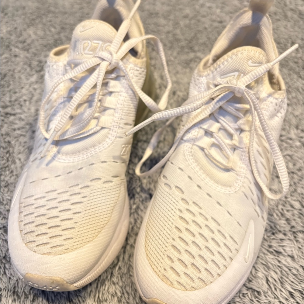 Like New, Nike Air Max 270 White Lace-Up Sneakers. 4.5 Youth Size